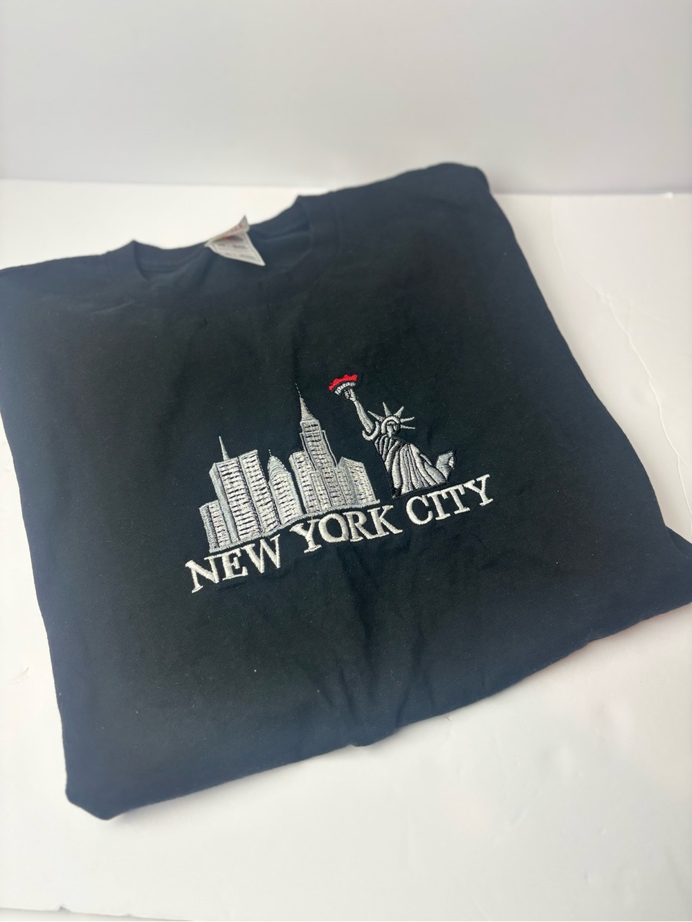 Fruit of the Loom NEW YORK CITY LOGO Black Crewneck Tee